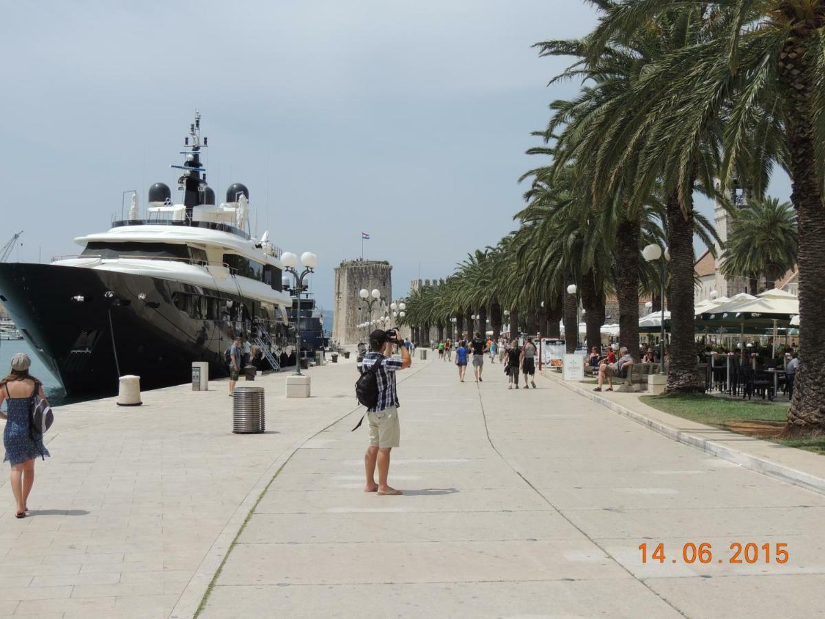 Apartments Naomi And Marsel Trogir Exterior foto