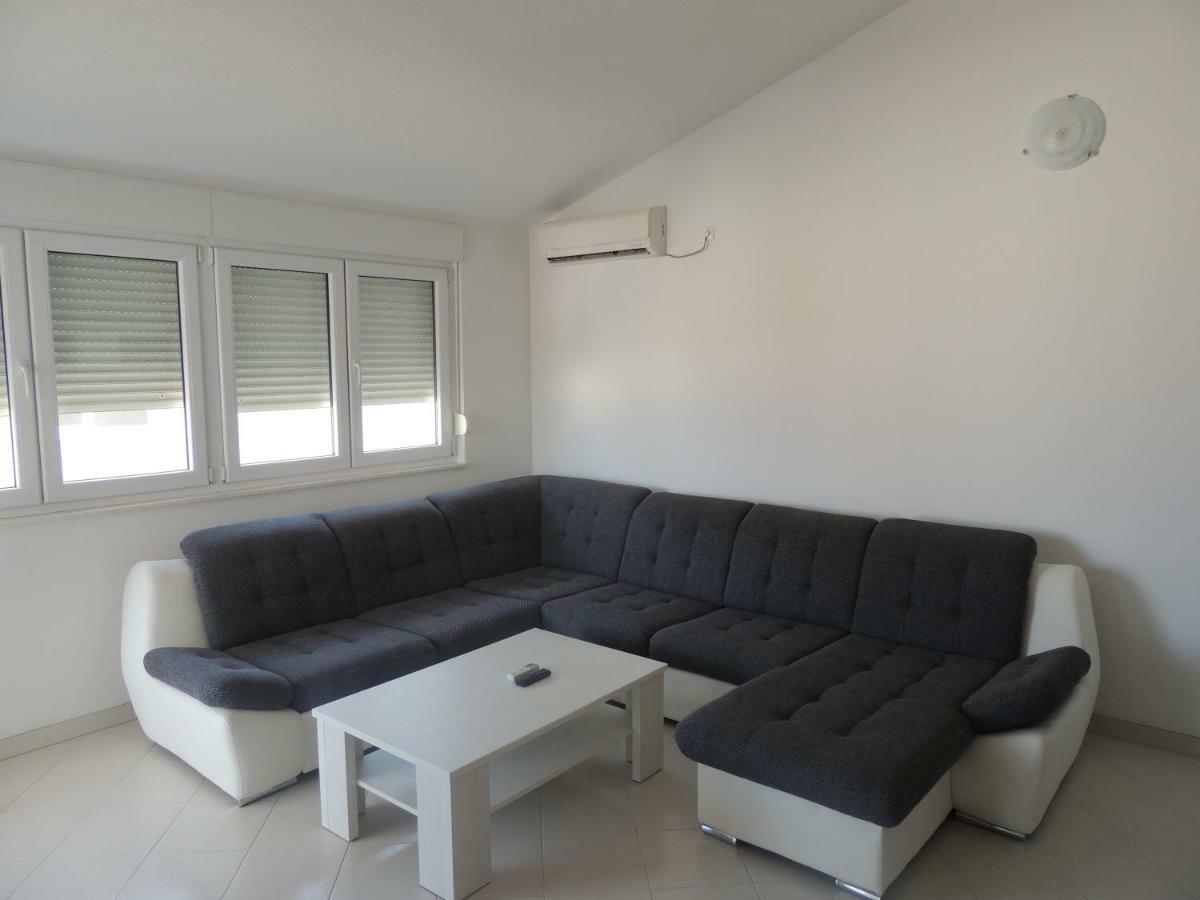 Apartments Naomi And Marsel Trogir Exterior foto